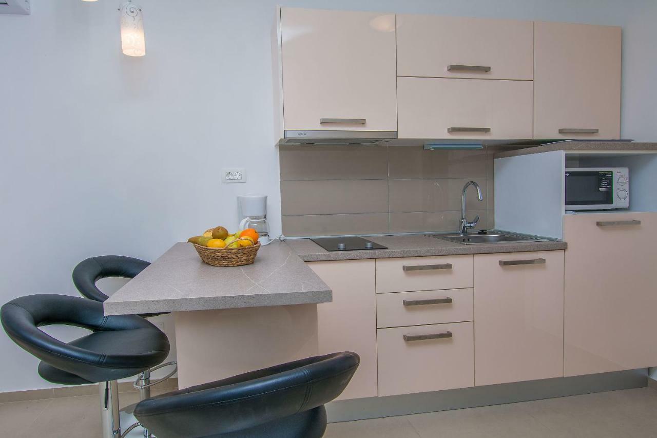 Apartments Villa Aquamarine Duće Εξωτερικό φωτογραφία