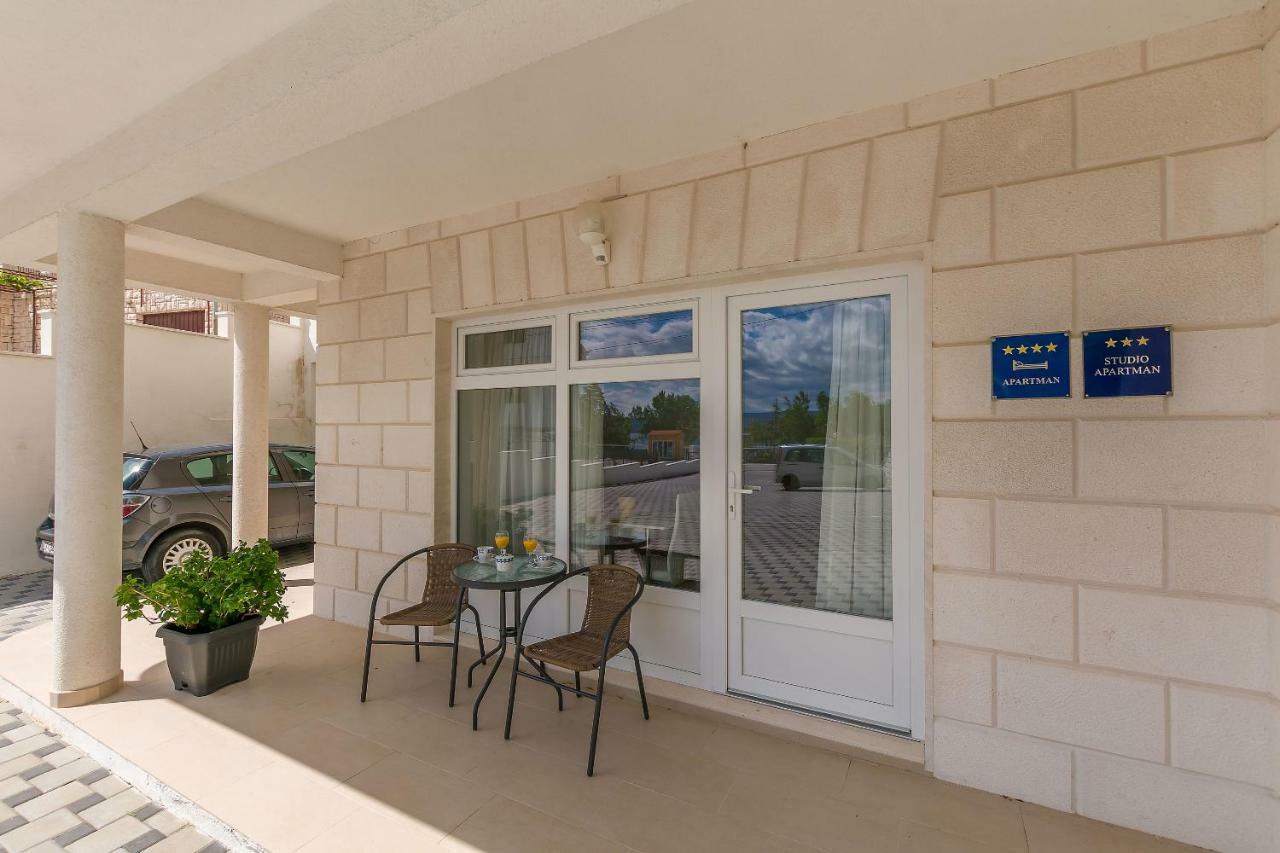 Apartments Villa Aquamarine Duće Εξωτερικό φωτογραφία