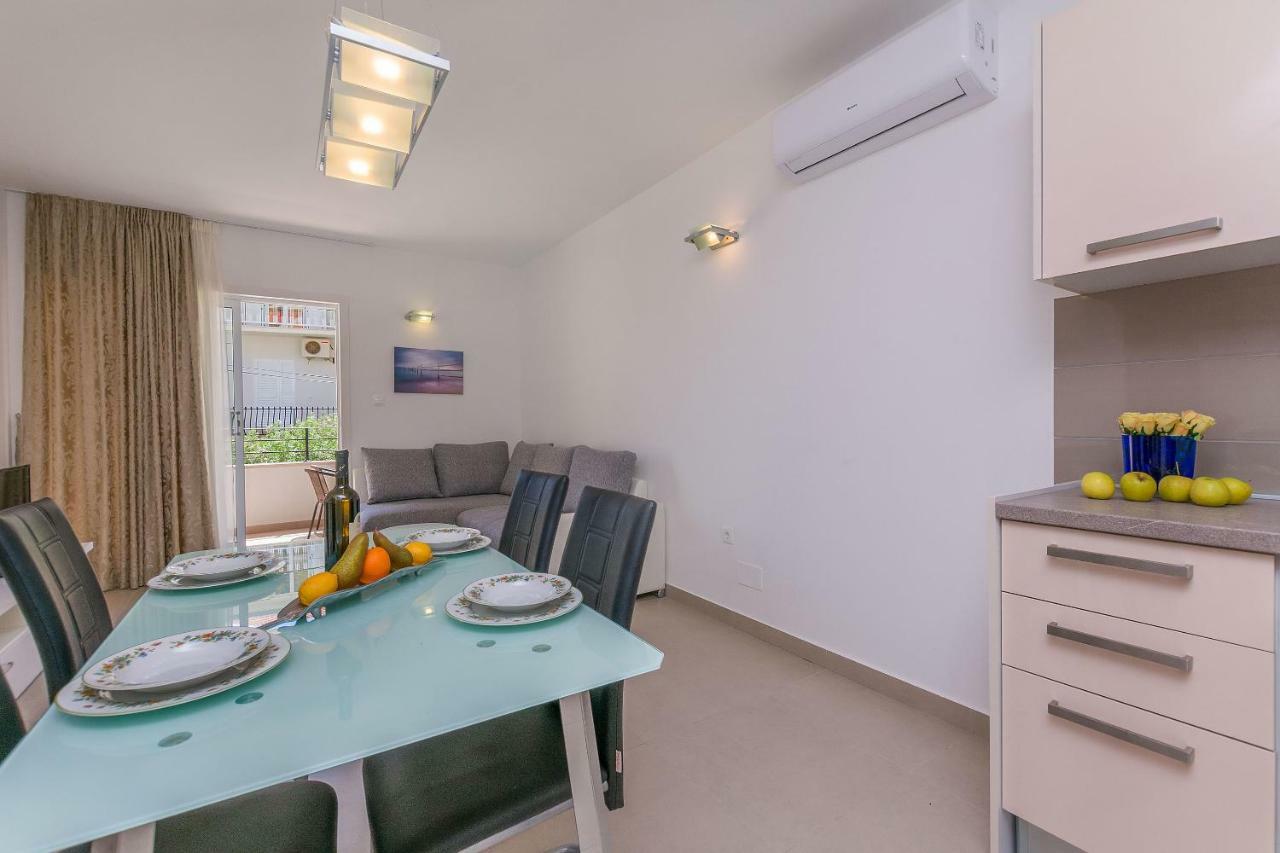 Apartments Villa Aquamarine Duće Εξωτερικό φωτογραφία