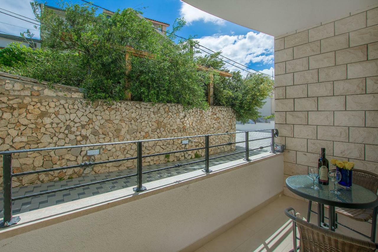 Apartments Villa Aquamarine Duće Εξωτερικό φωτογραφία