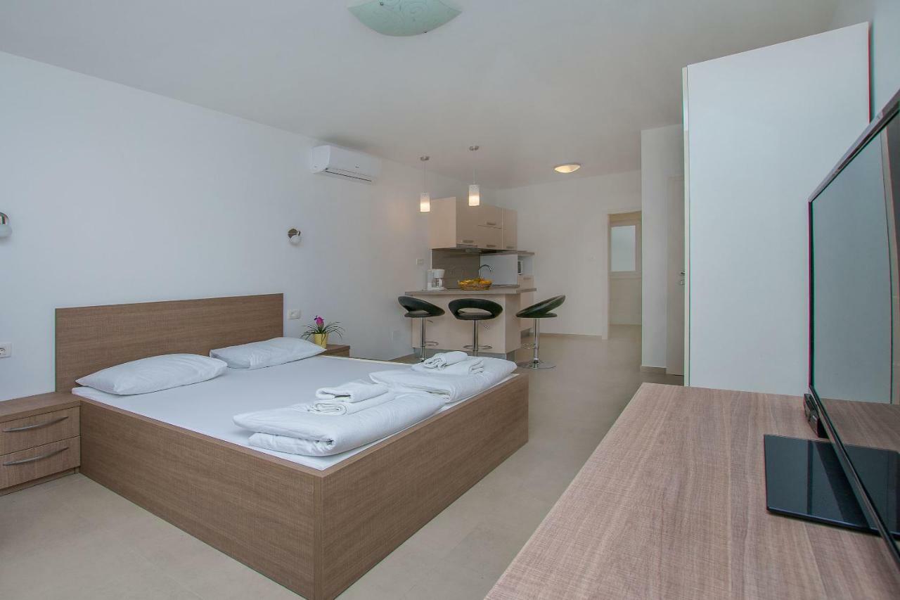 Apartments Villa Aquamarine Duće Εξωτερικό φωτογραφία