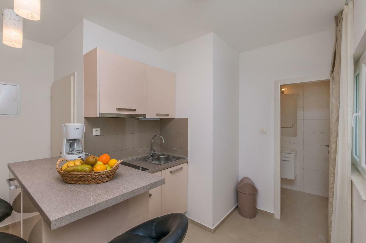 Apartments Villa Aquamarine Duće Εξωτερικό φωτογραφία