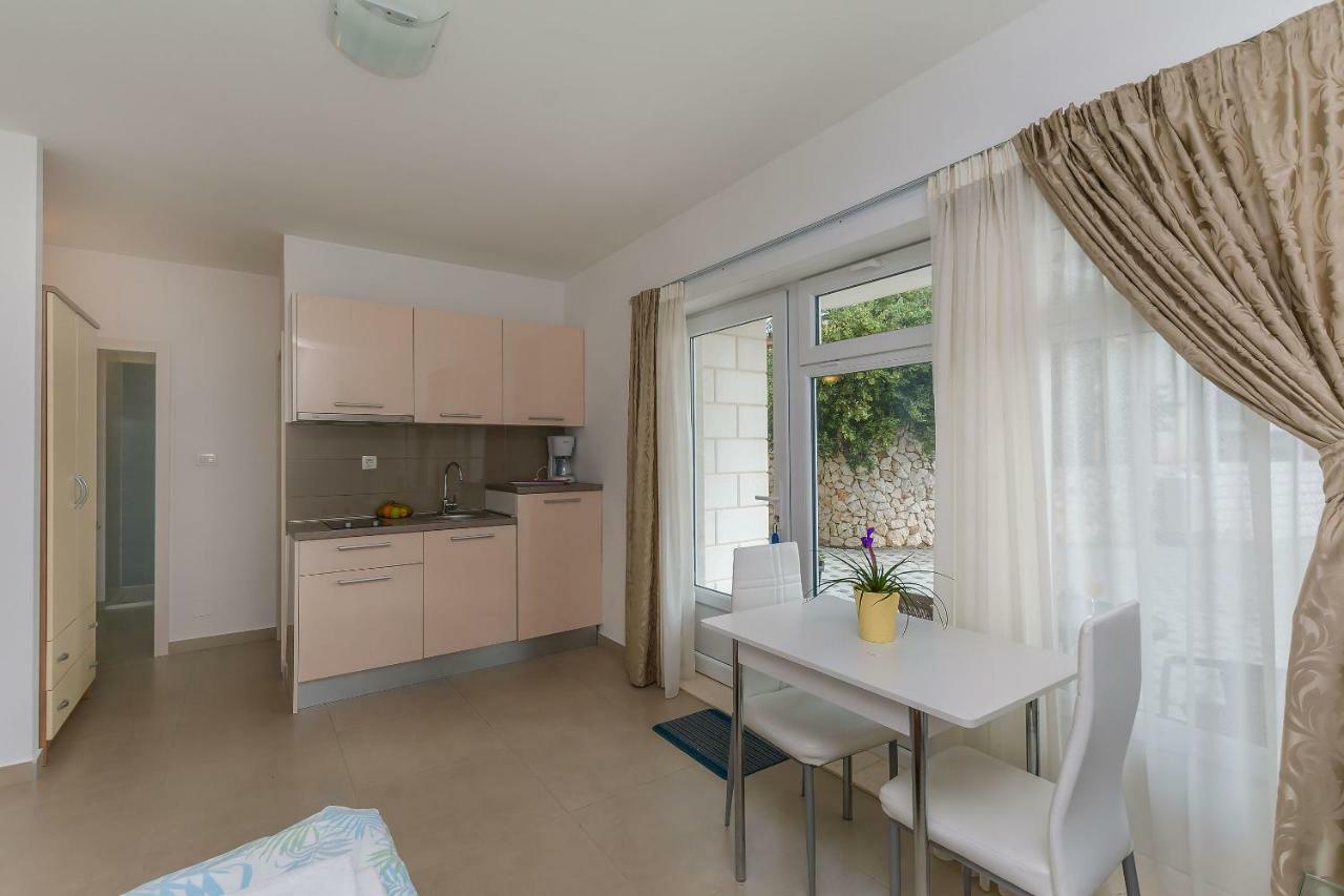 Apartments Villa Aquamarine Duće Εξωτερικό φωτογραφία