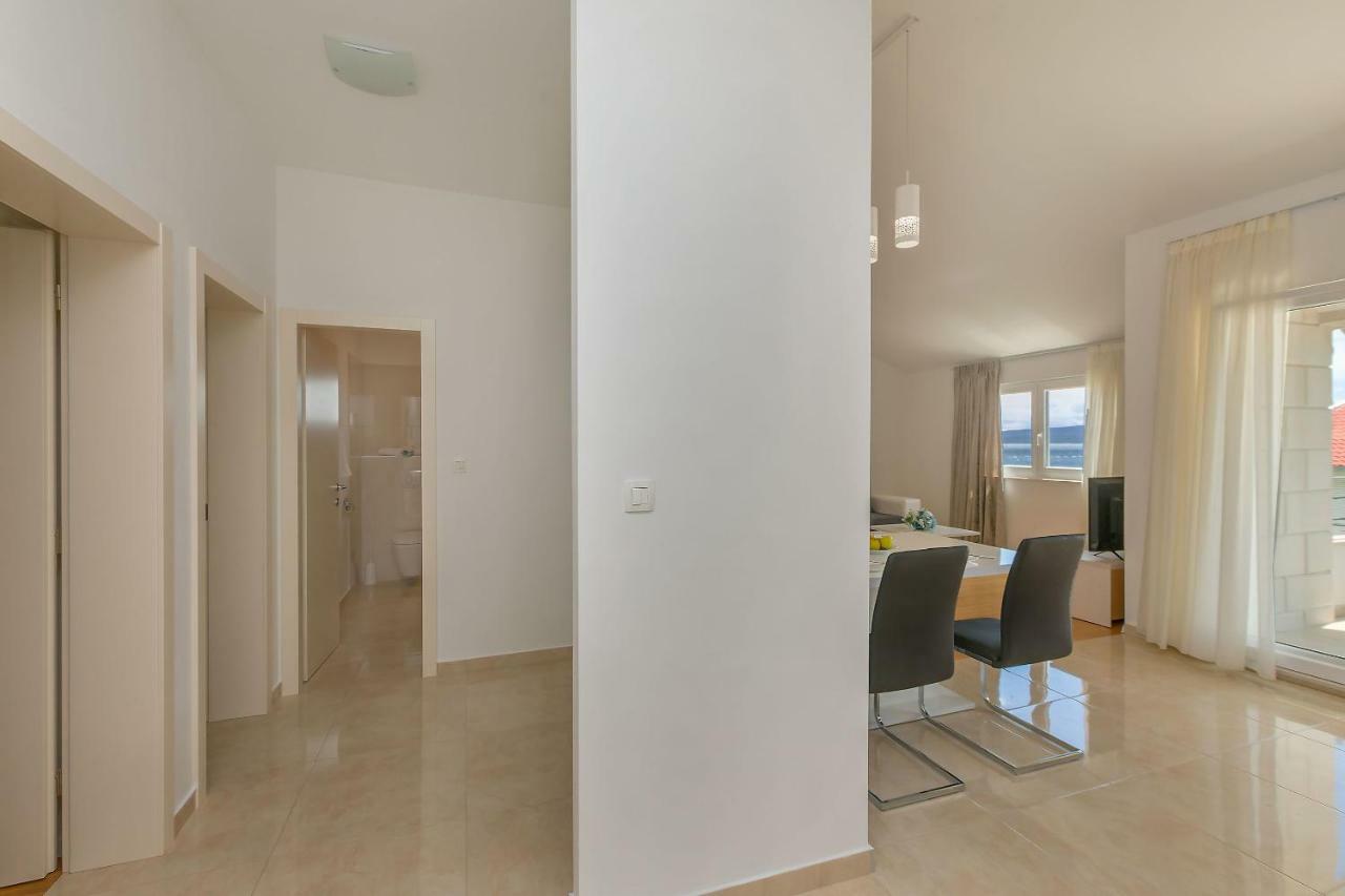 Apartments Villa Aquamarine Duće Εξωτερικό φωτογραφία